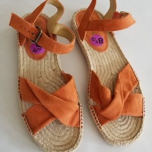 Splendid sandals